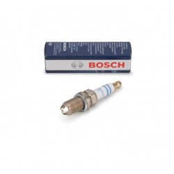 12120032136 BMW E81 E87 E90 N45 N45N Buji FGR7KQE0 BOSCH 0242235715